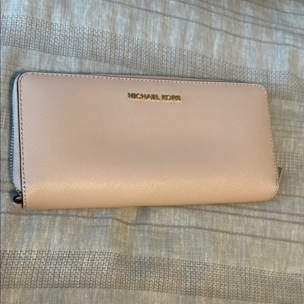 Michael Kors Pink Wallet